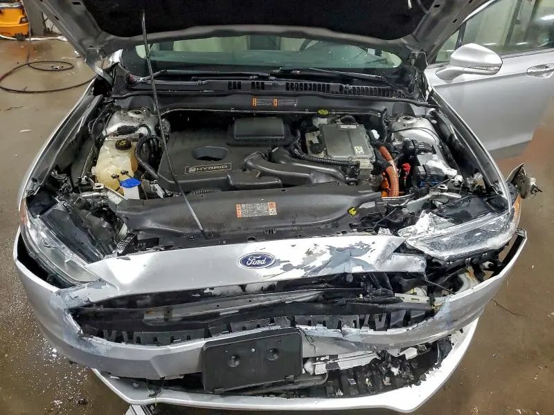 2018 FORD FUSION TITANIUM/PLATINUM HEV  