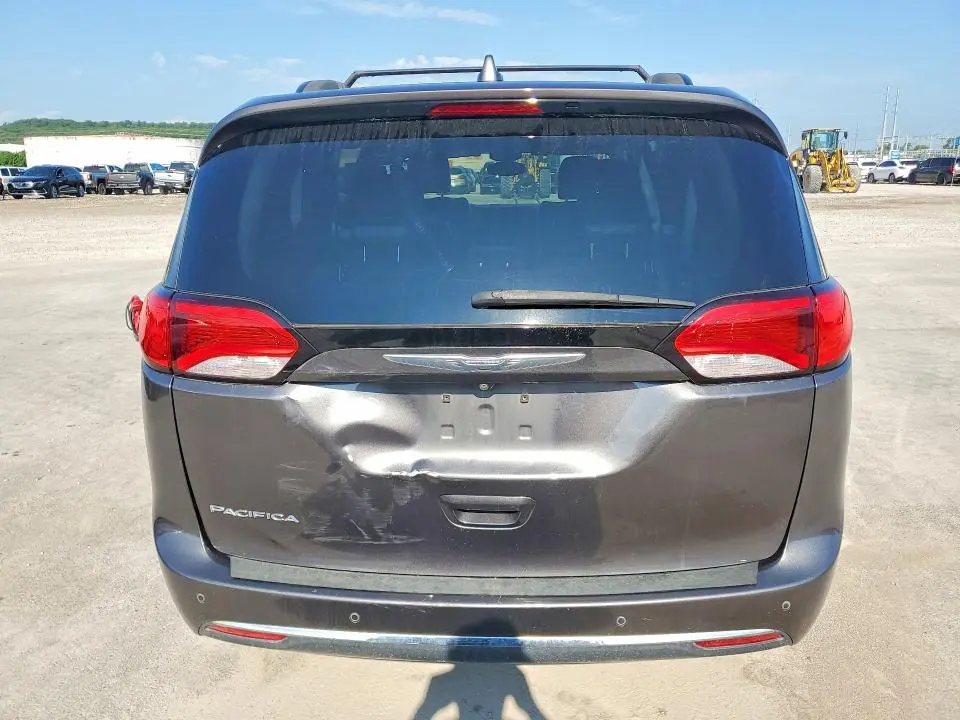 2017 CHRYSLER PACIFICA TOURING L  