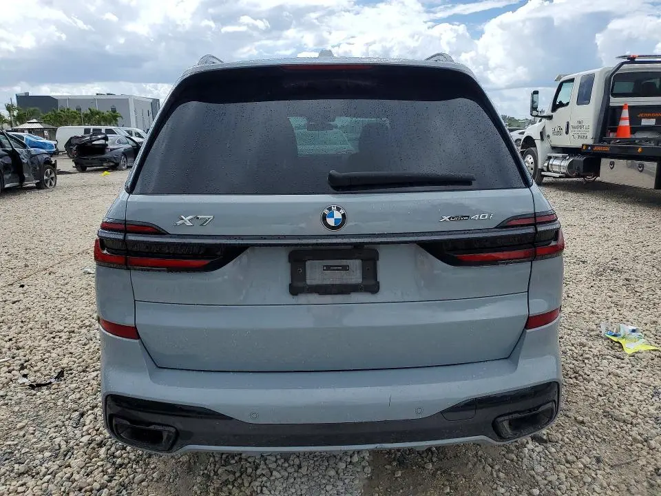 2025 BMW X7 XDRIVE40I  