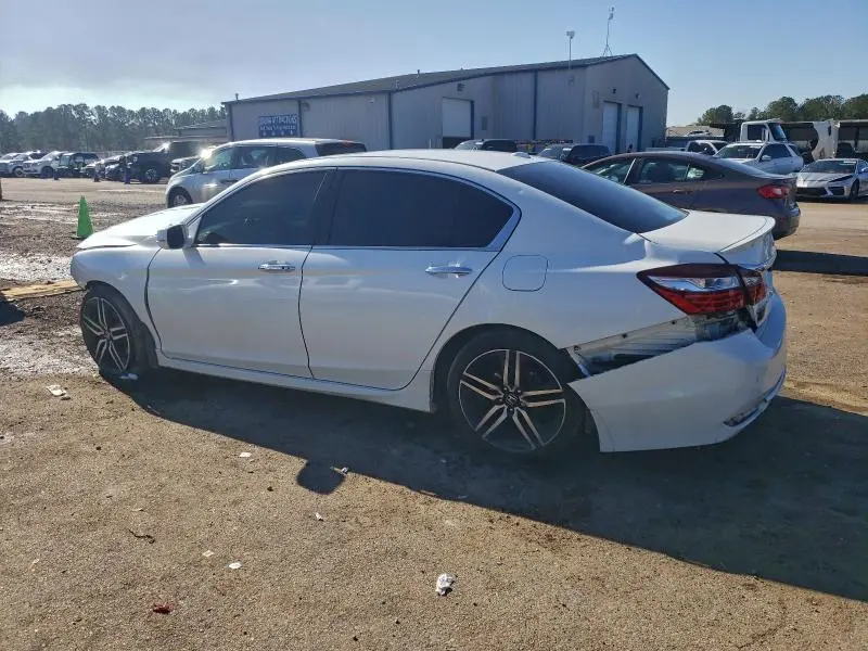 2017 HONDA ACCORD TOURING  