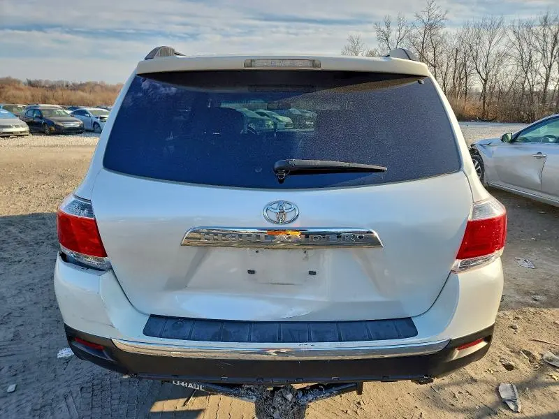 2013 TOYOTA HIGHLANDER BASE  