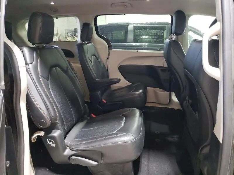 2019 CHRYSLER PACIFICA TOURING L  