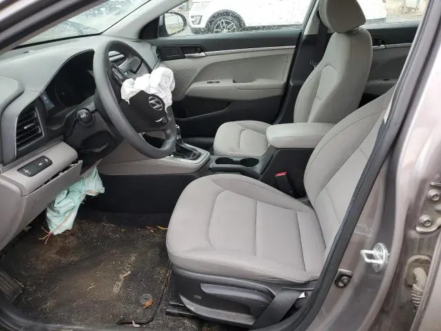 2020 HYUNDAI ELANTRA SE  