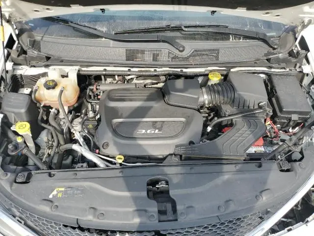 2019 CHRYSLER PACIFICA TOURING L