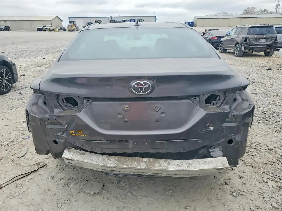 2019 TOYOTA CAMRY LE  
