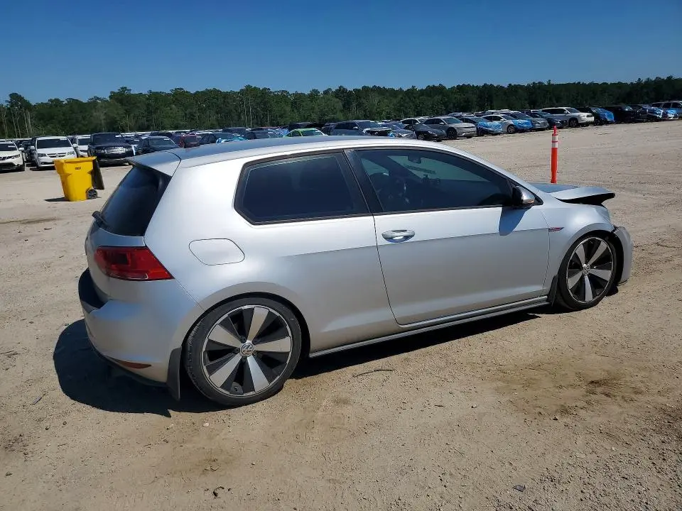 2015 VOLKSWAGEN GTI   