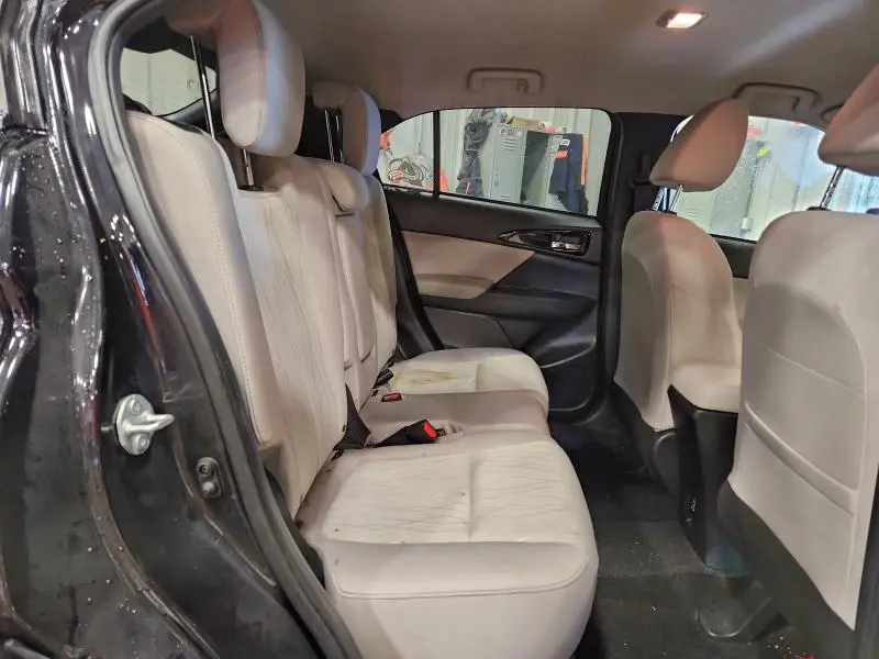 2019 MITSUBISHI ECLIPSE CROSS SE  