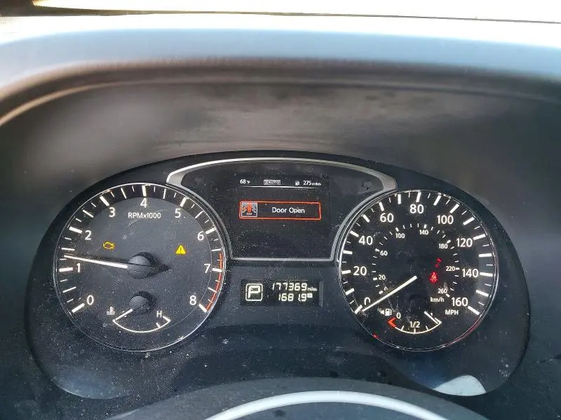2015 NISSAN PATHFINDER SV  