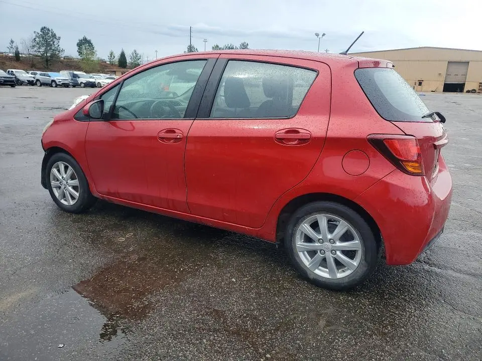 2017 TOYOTA YARIS 5-DOOR LE  