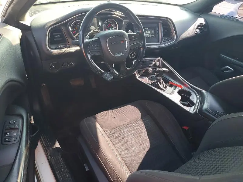 2015 DODGE CHALLENGER SXT  