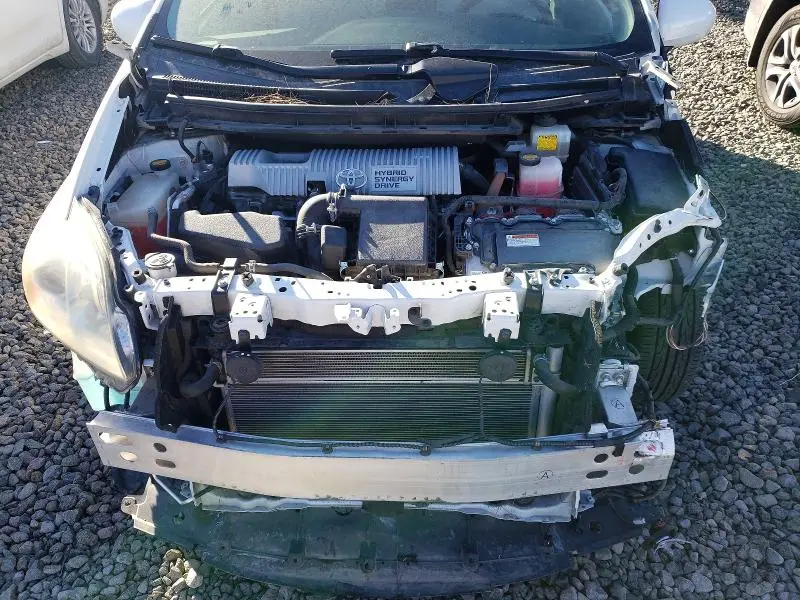 2013 TOYOTA PRIUS TWO  