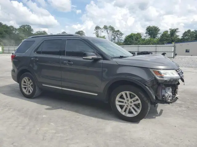 2017 FORD EXPLORER XLT  