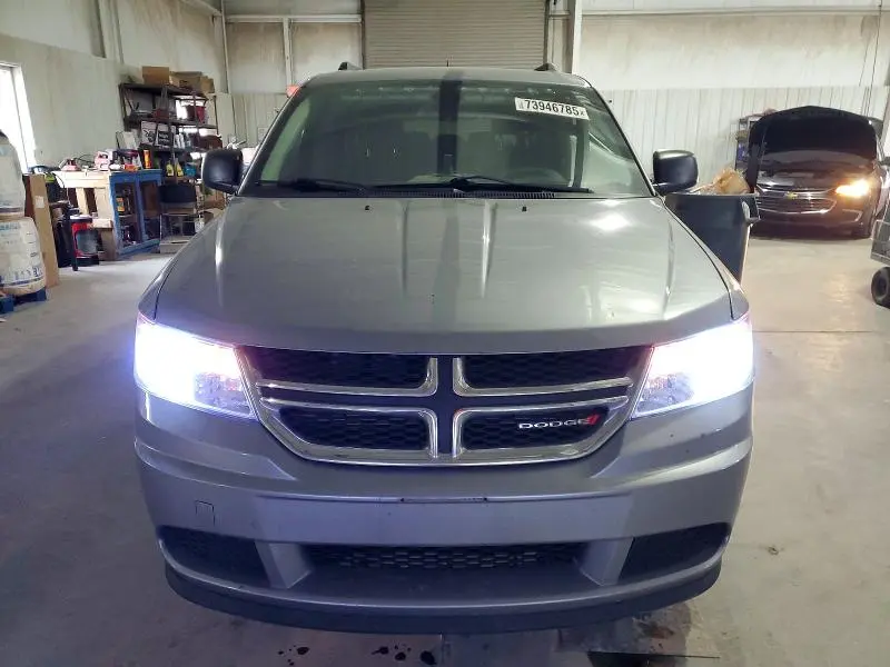2020 DODGE JOURNEY SE  