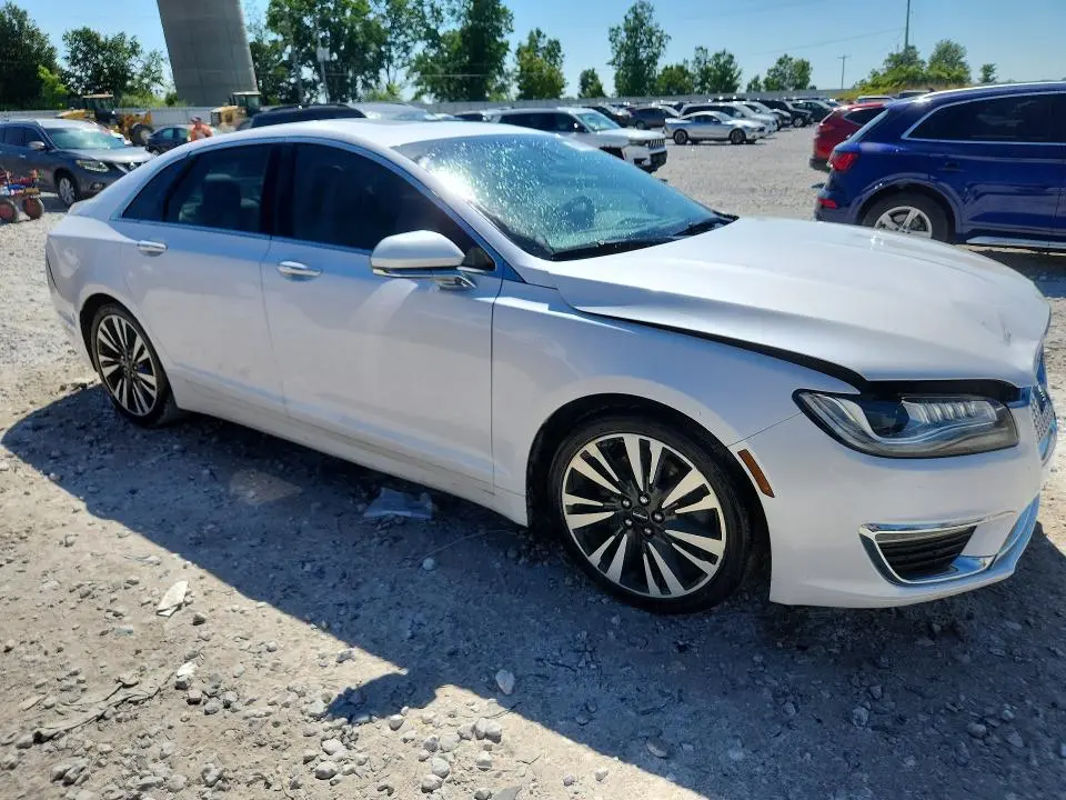 2017 LINCOLN MKZ RESERVE  