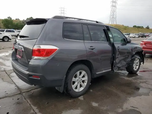 2013 TOYOTA HIGHLANDER BASE  