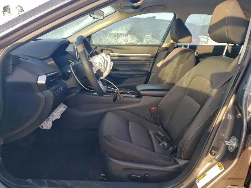 2021 NISSAN ALTIMA SV  