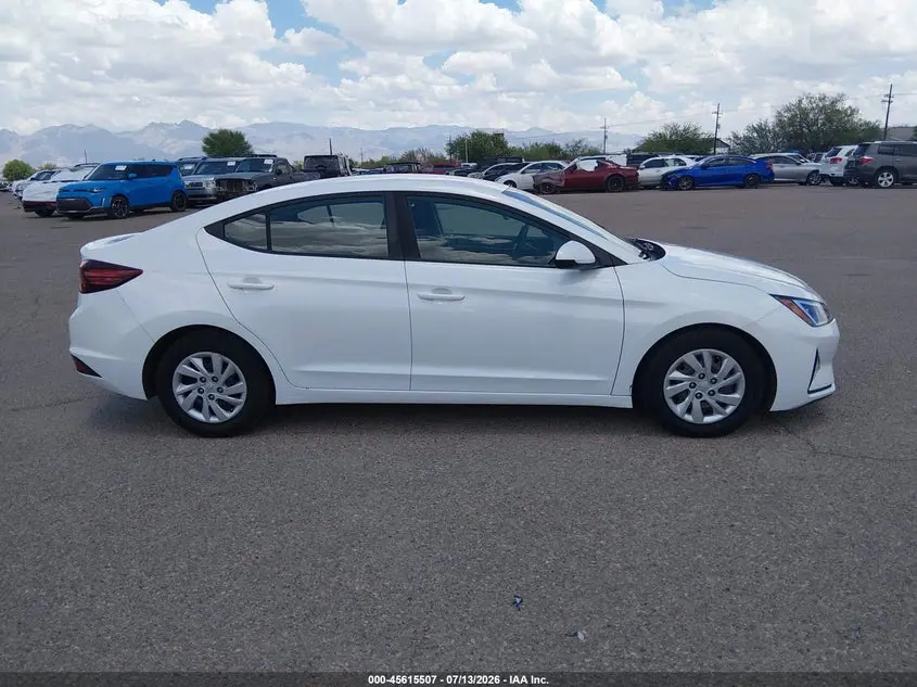 2020 HYUNDAI ELANTRA SE