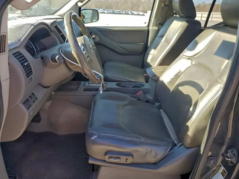 2014 NISSAN FRONTIER S  