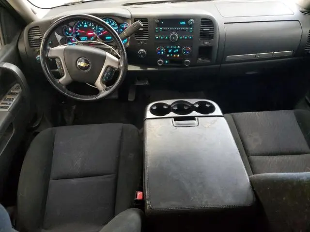 2011 CHEVROLET SILVERADO K1500 LT  