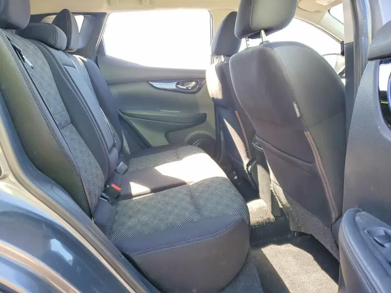 2017 NISSAN ROGUE SPORT S  