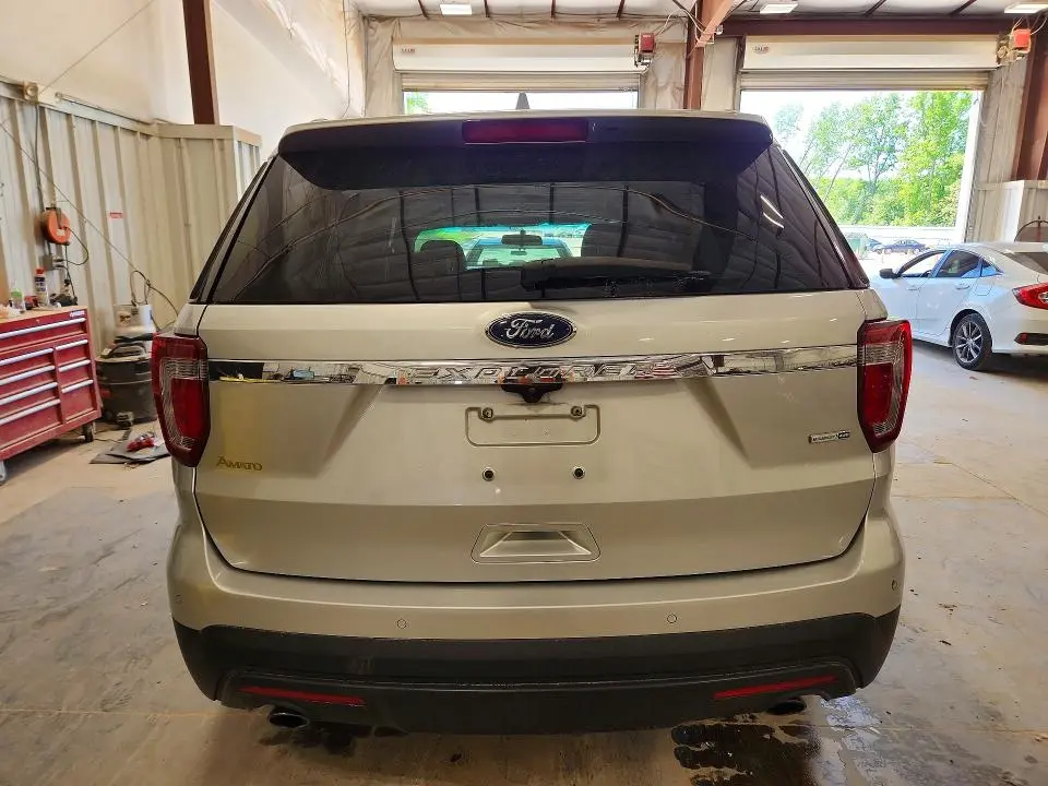 2016 FORD EXPLORER BASE  