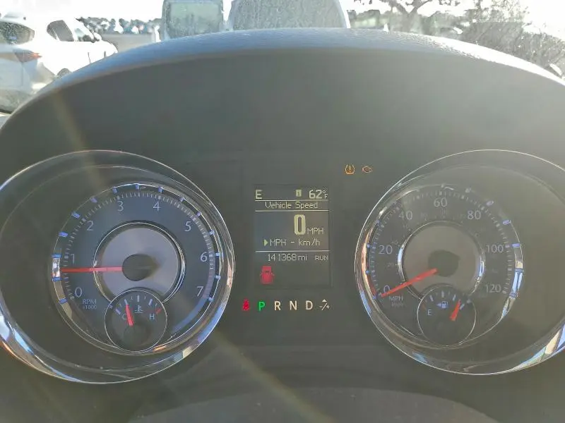 2016 CHRYSLER TOWN AND C   