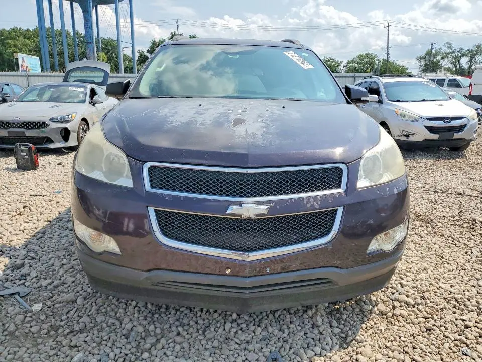 2010 CHEVROLET TRAVERSE LT  