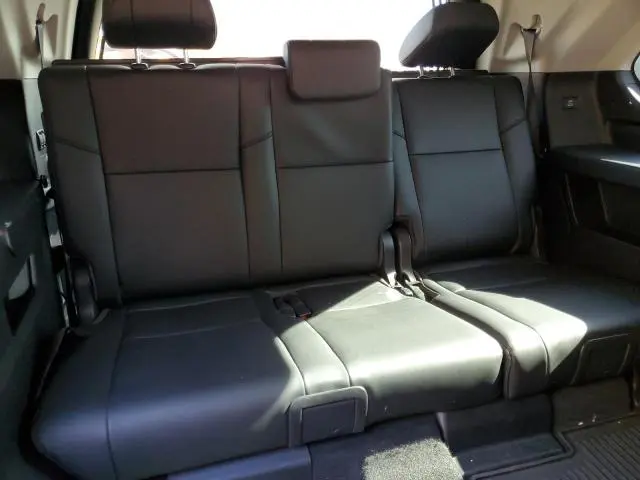 2024 TOYOTA SEQUOIA SR5  