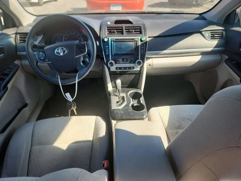2012 TOYOTA CAMRY LE  