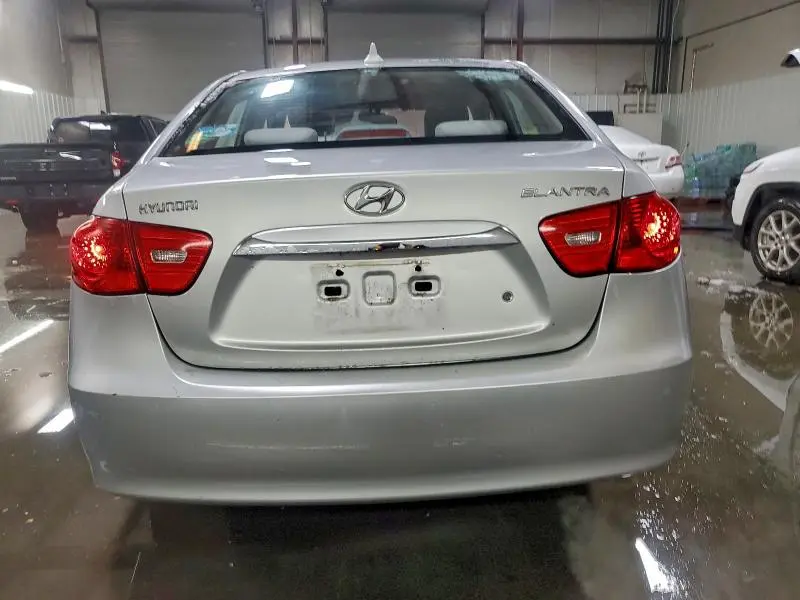 2010 HYUNDAI ELANTRA BLUE  