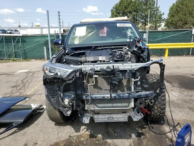 2023 TOYOTA 4RUNNER SE  