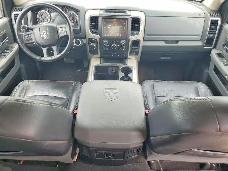 2014 RAM 1500 SLT  