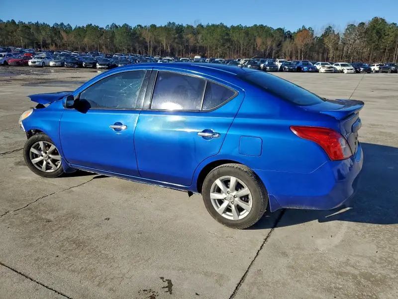 2014 NISSAN VERSA S  