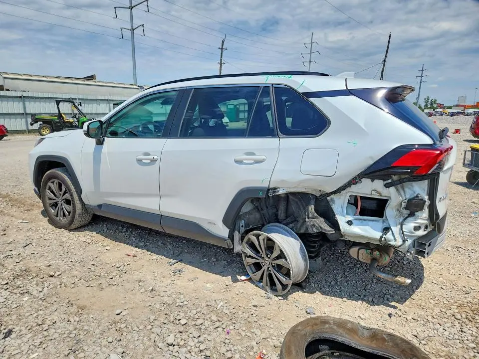 2023 TOYOTA RAV4 XLE PREMIUM  