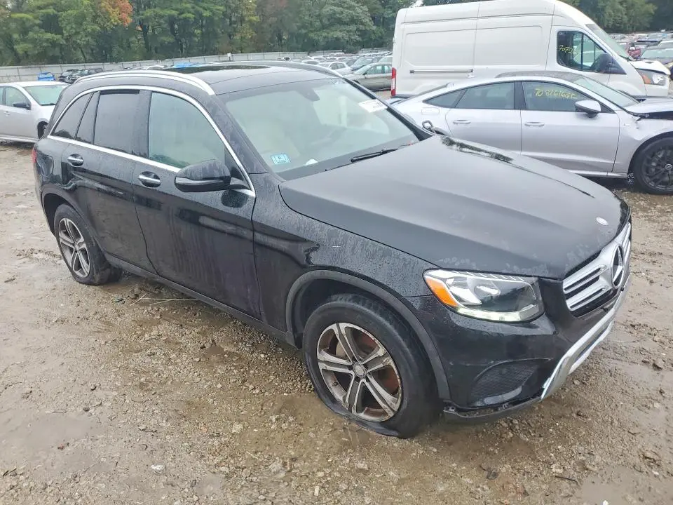 2017 MERCEDES-BENZ GLC 300 4MATIC  