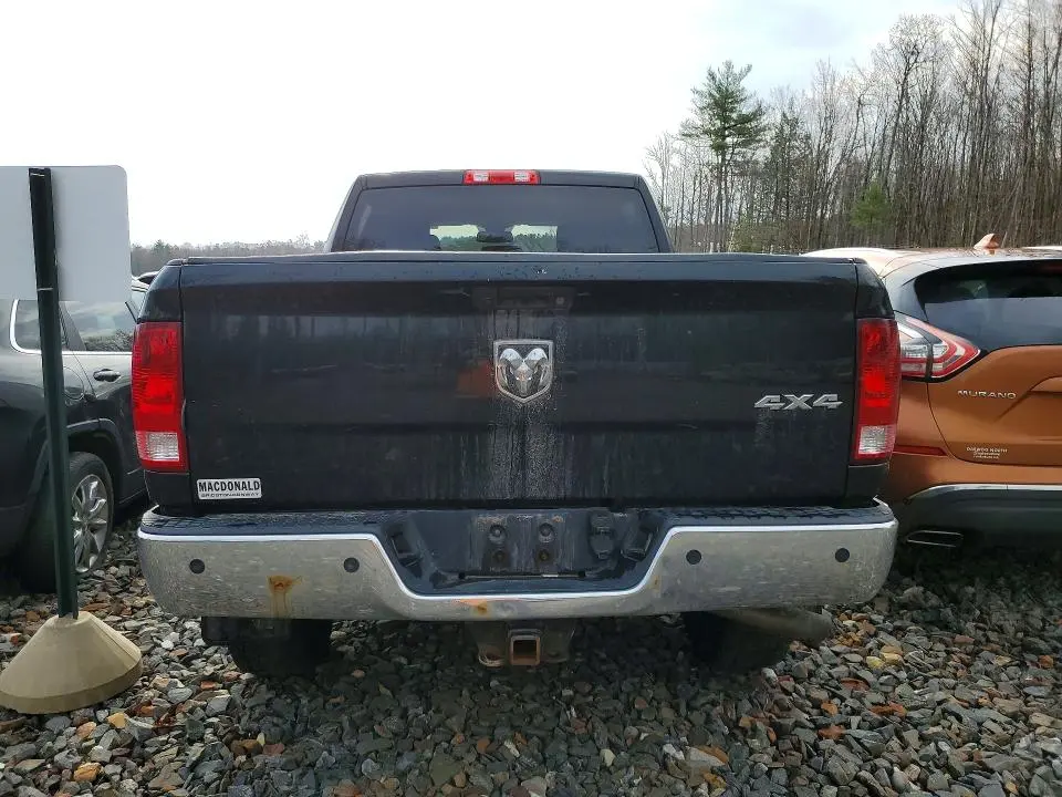 2016 RAM 2500 ST  