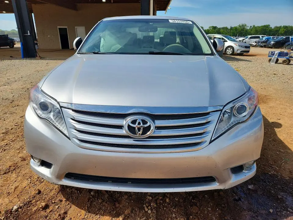 2011 TOYOTA AVALON BASE  