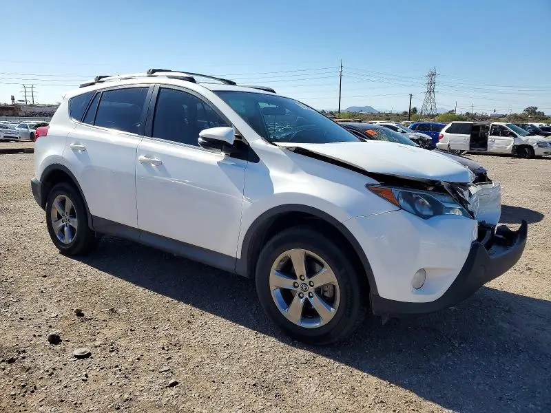 2015 TOYOTA RAV4 XLE  