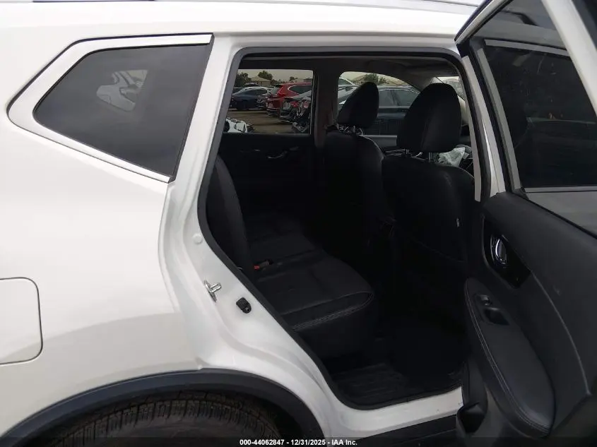 2018 NISSAN ROGUE SL