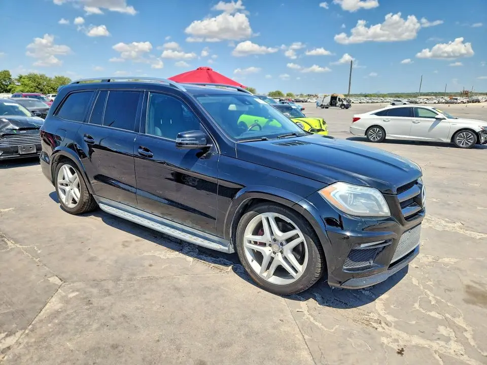2014 MERCEDES-BENZ GL 550 4MATIC  