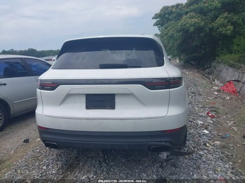 2020 PORSCHE CAYENNE  
