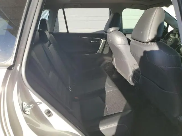 2019 TOYOTA RAV4 LIMITED  