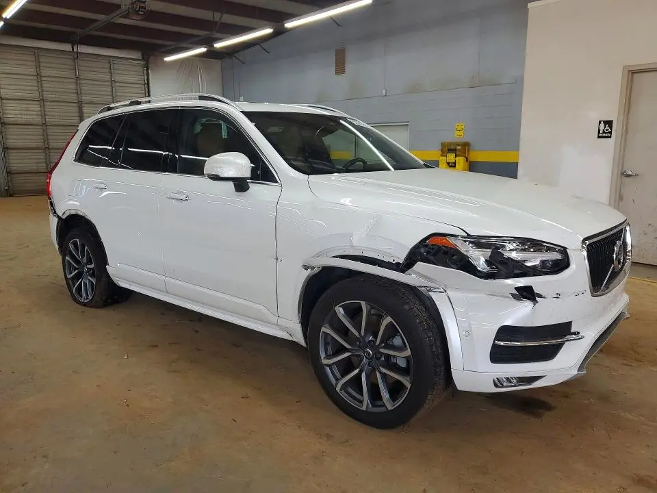 2019 VOLVO XC90 T6 MOMENTUM  