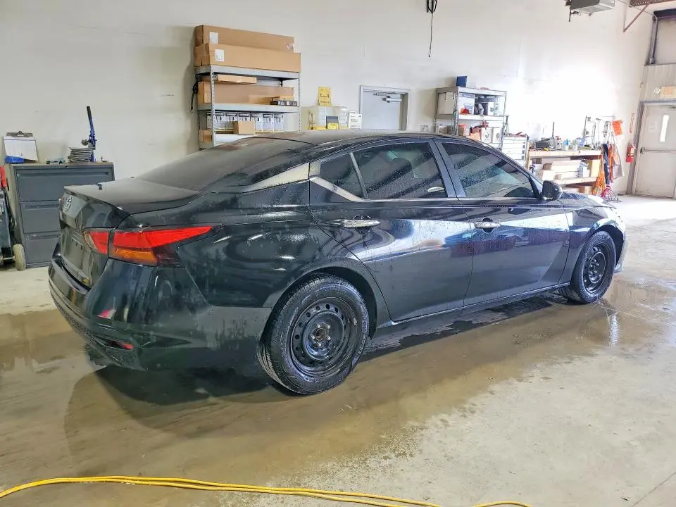 2021 NISSAN ALTIMA S  