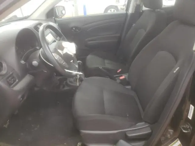 2019 NISSAN VERSA S  