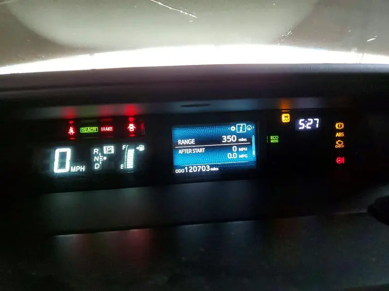 2016 TOYOTA PRIUS V THREE  