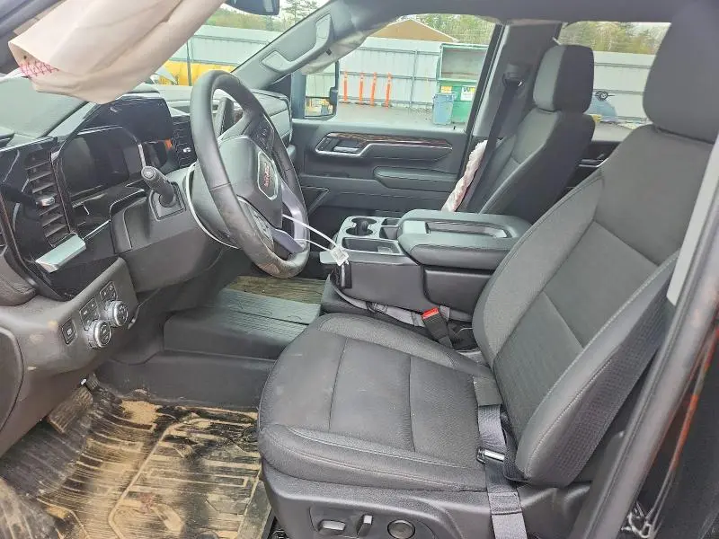 2026 GMC SIERRA K2500 SLE  