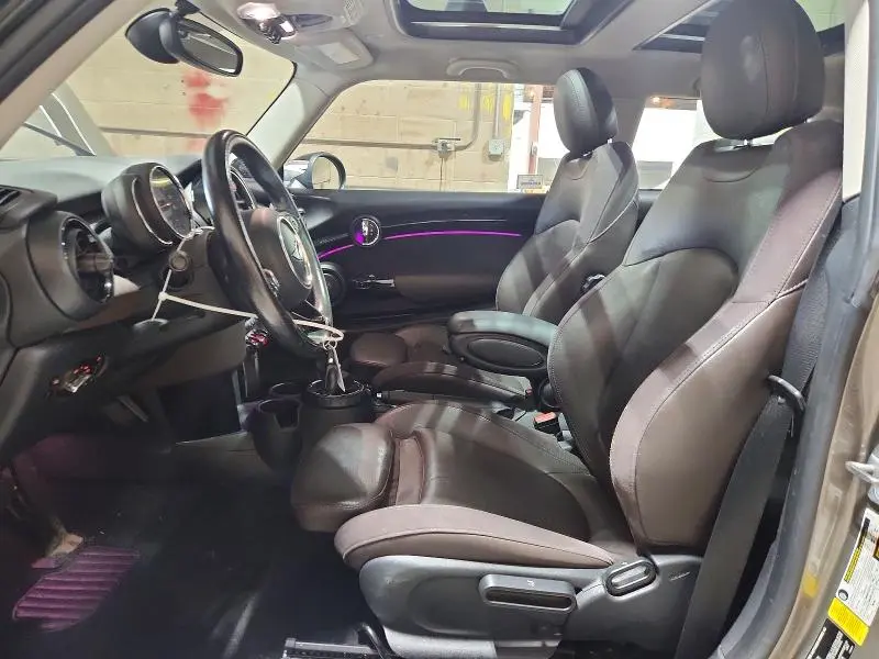 2017 MINI COOPER S  