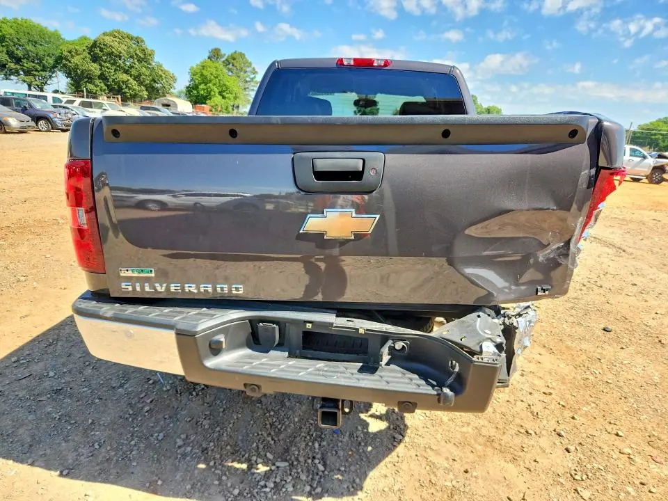 2011 CHEVROLET SILVERADO C1500 LT  