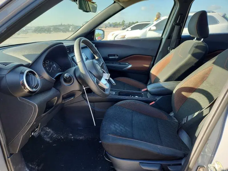 2021 NISSAN KICKS SR  